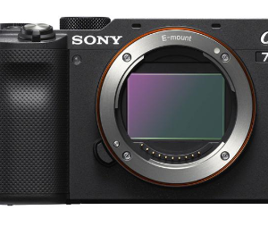 Máy ảnh Sony Alpha ILCE-7C/A7C màu Đen
